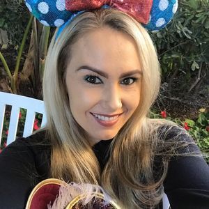 Meet your Posher, Janelle